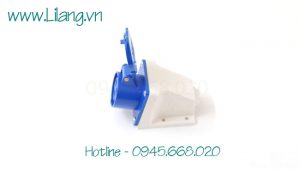O Cam Dien Cong Nghiep 16a 3p 240v Md113 Gan Tuong