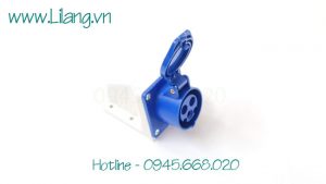 O Cam Dien Cong Nghiep Gan Tuong 16a 3p 240v Md113