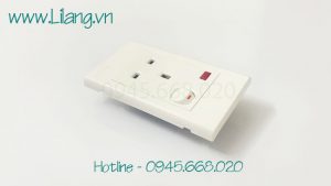 O Cam 3 Chan Vuong Kem Cong Tac S1813s